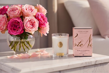 Load image into Gallery viewer, COTE NOIRE SOY CANDLE 450G - WHITE VESSEL WITH GOLD BADGE - CHARENTE ROSE